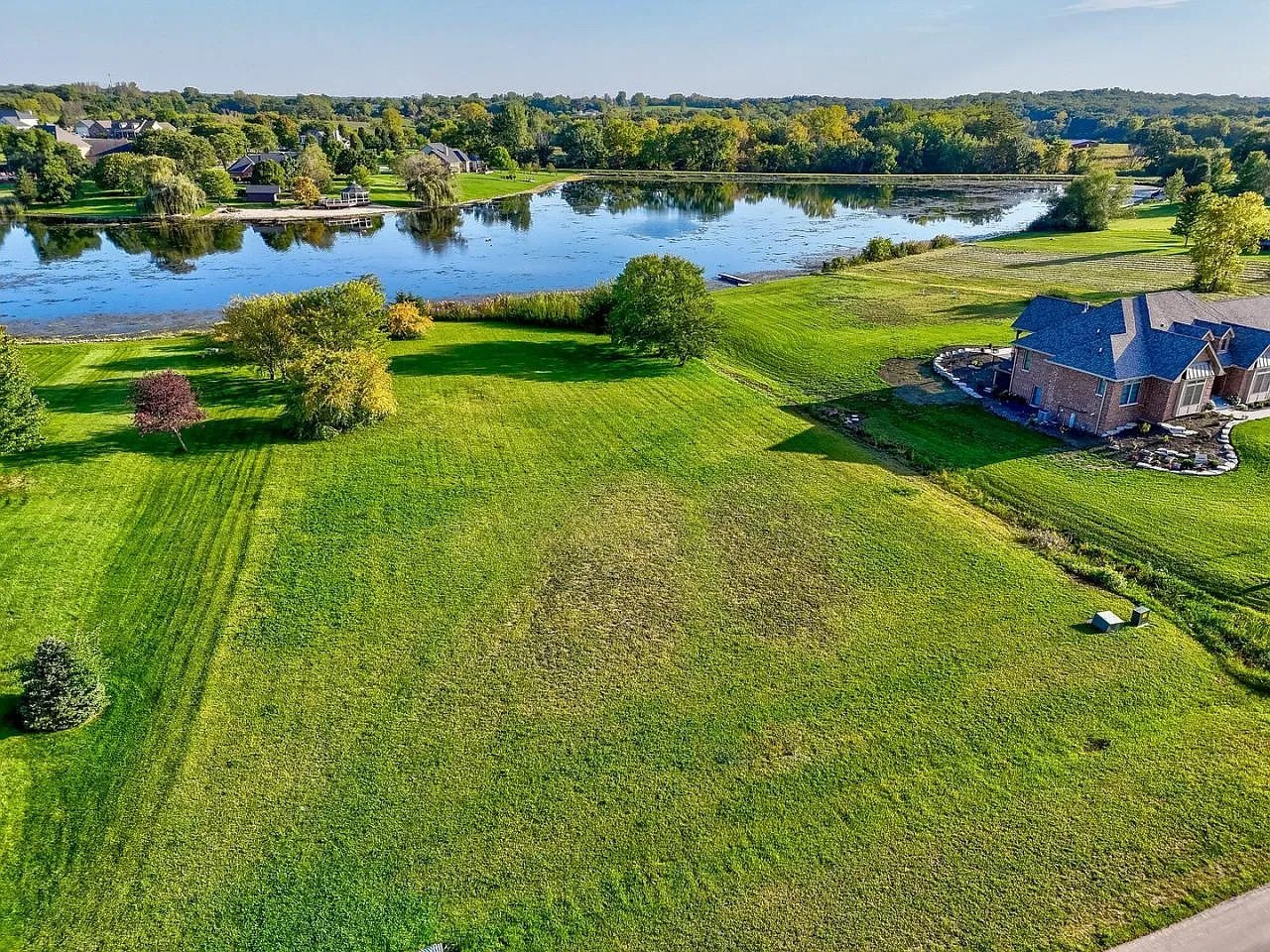 main property photo 8