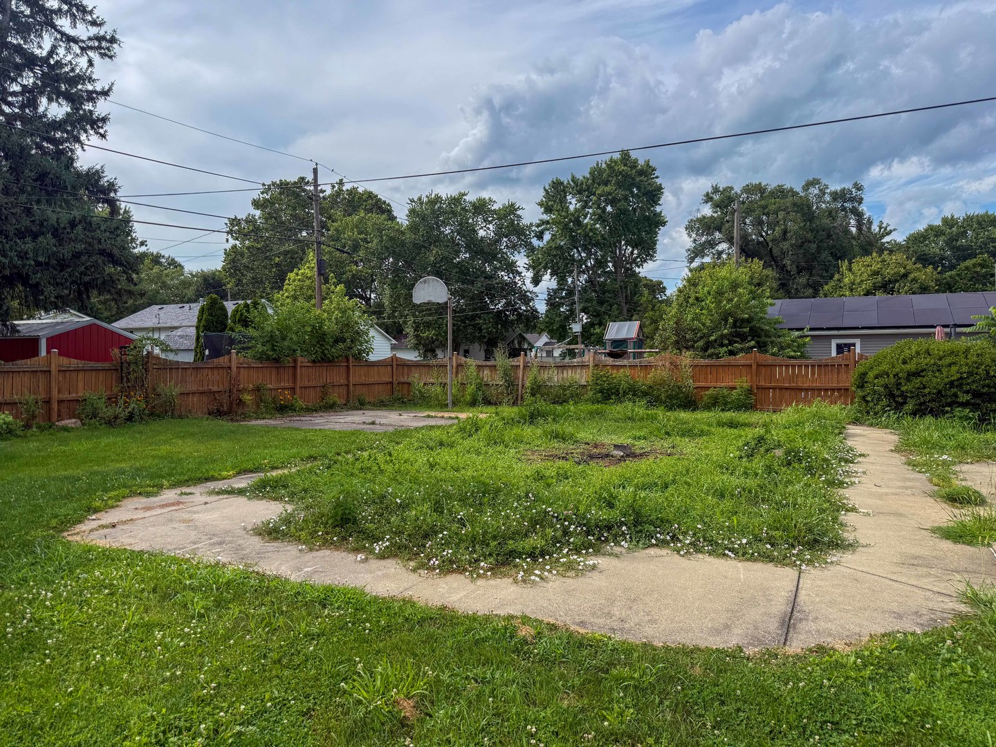 main property photo 34