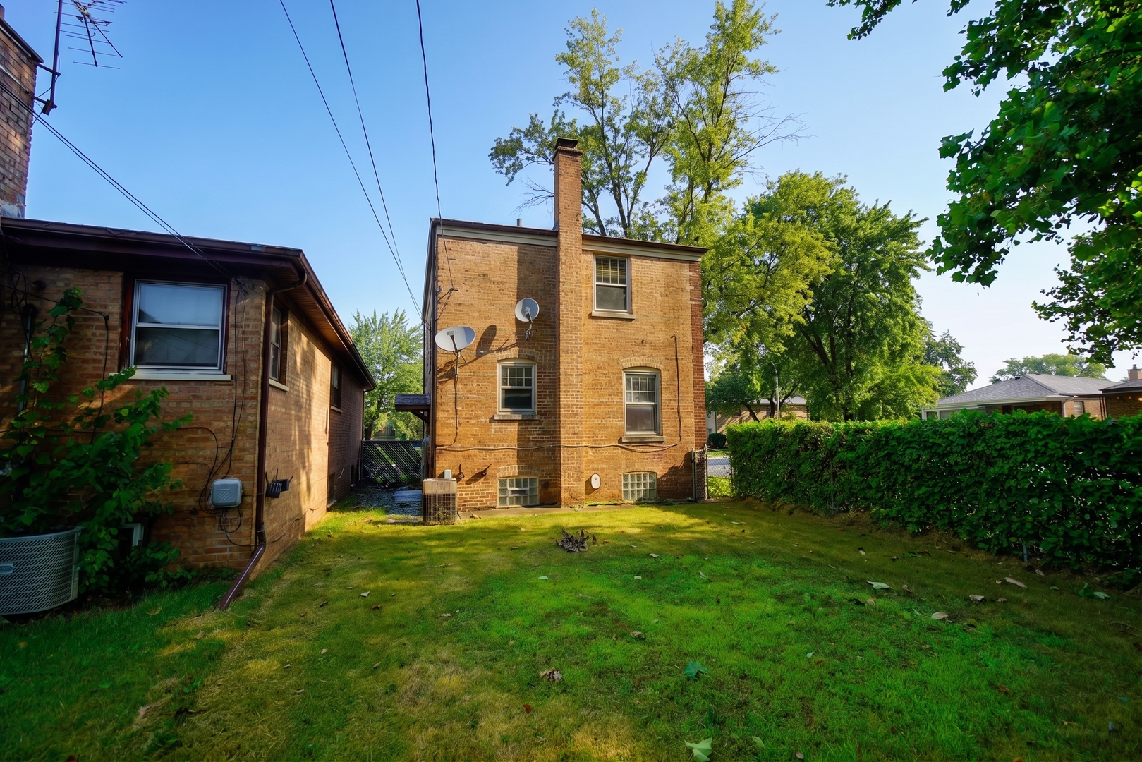 main property photo 12