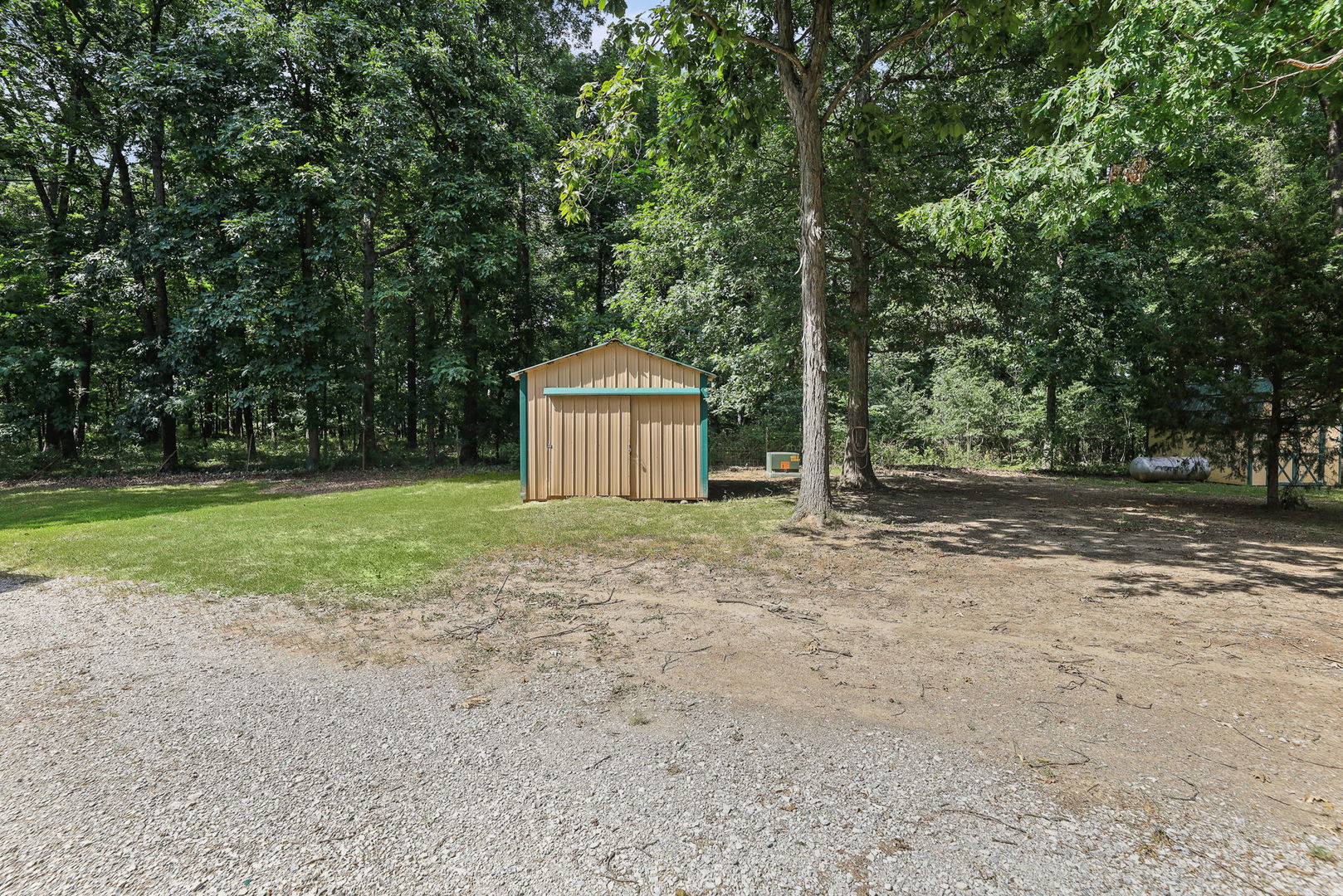 main property photo 21