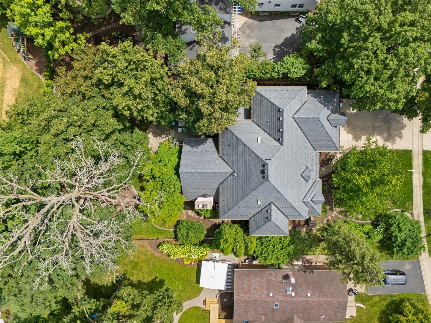main property photo 44