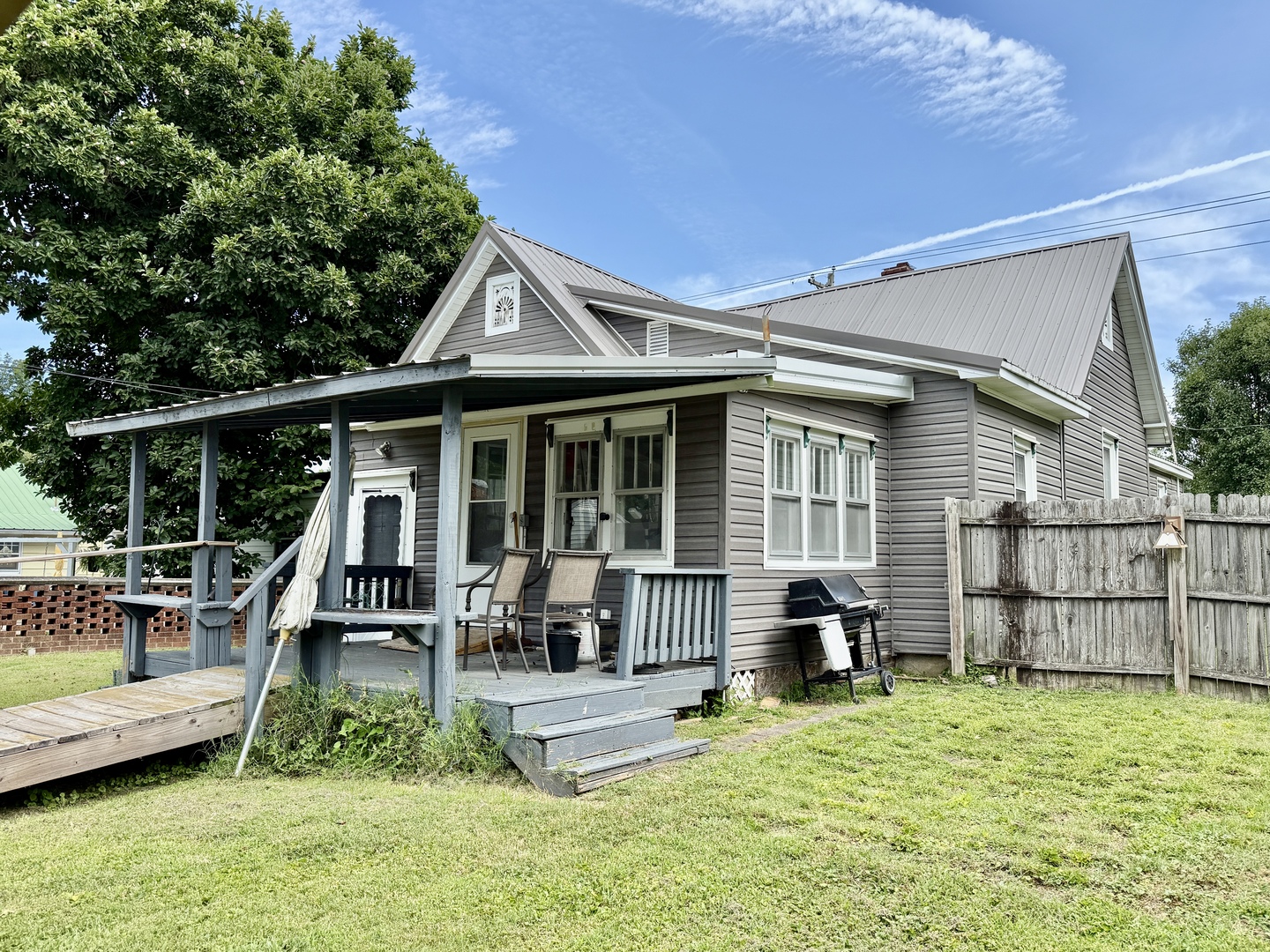 main property photo 16