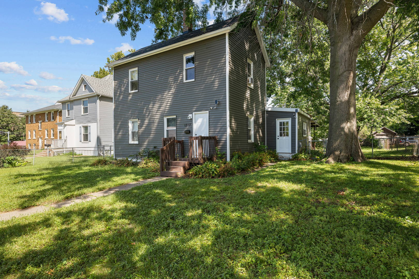 main property photo 2