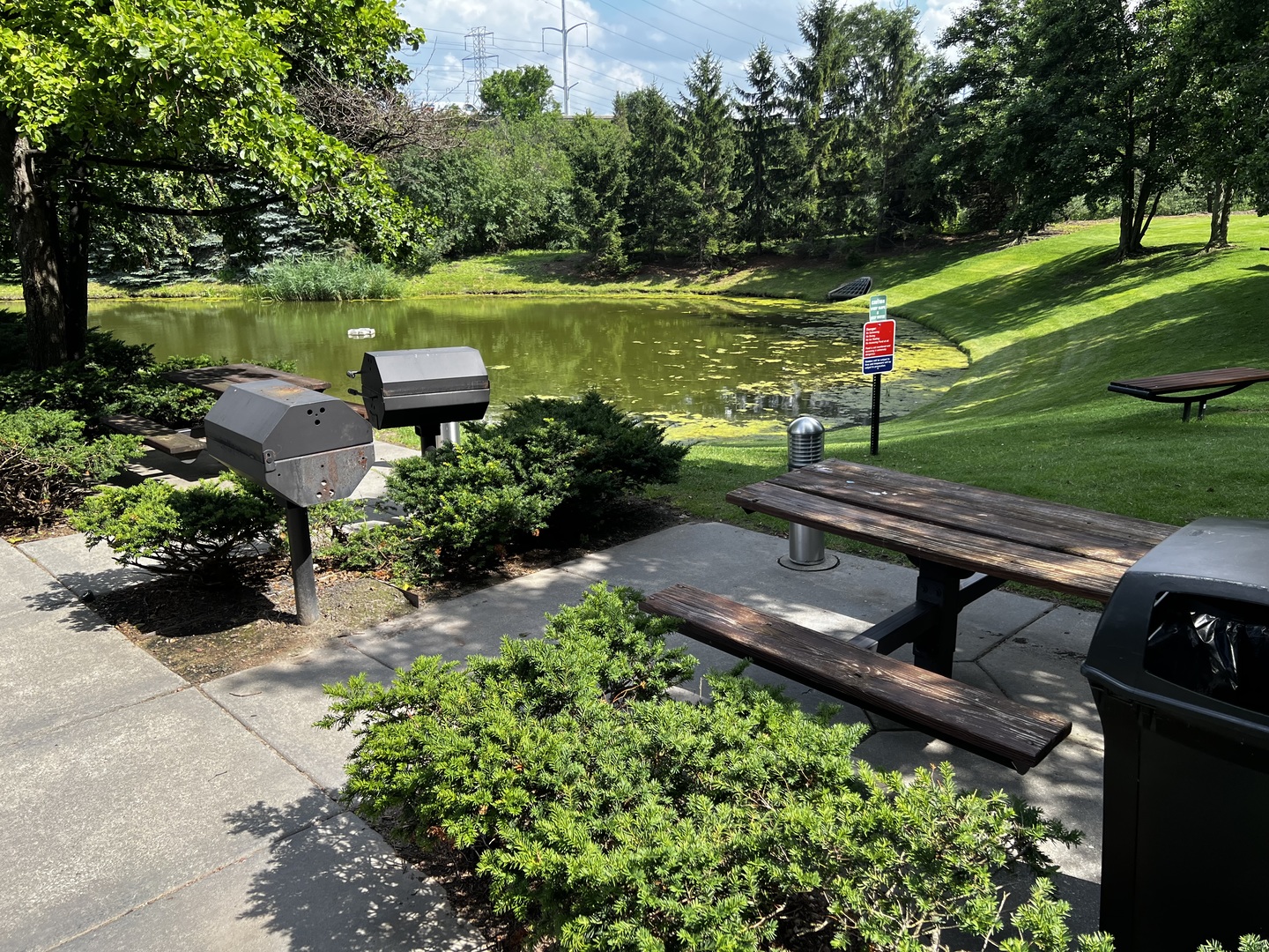 main property photo 28