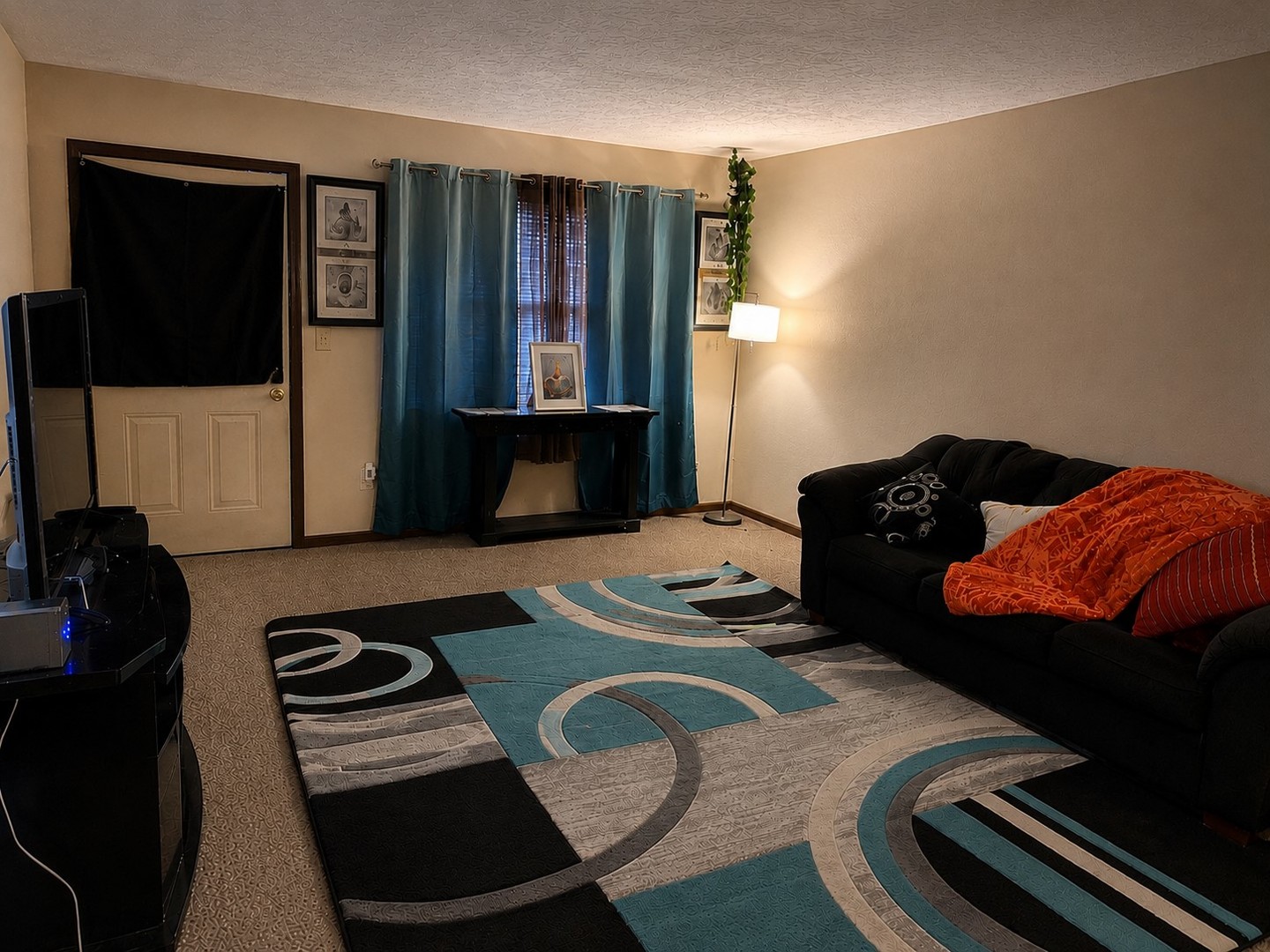 main property photo 3
