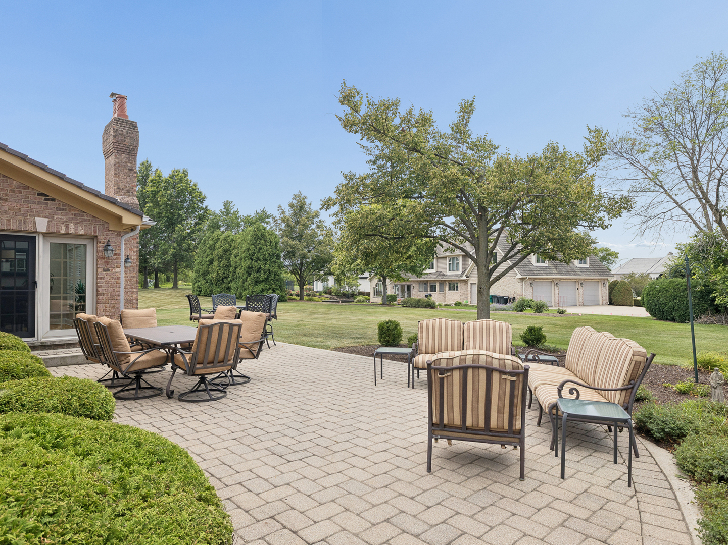 main property photo 7
