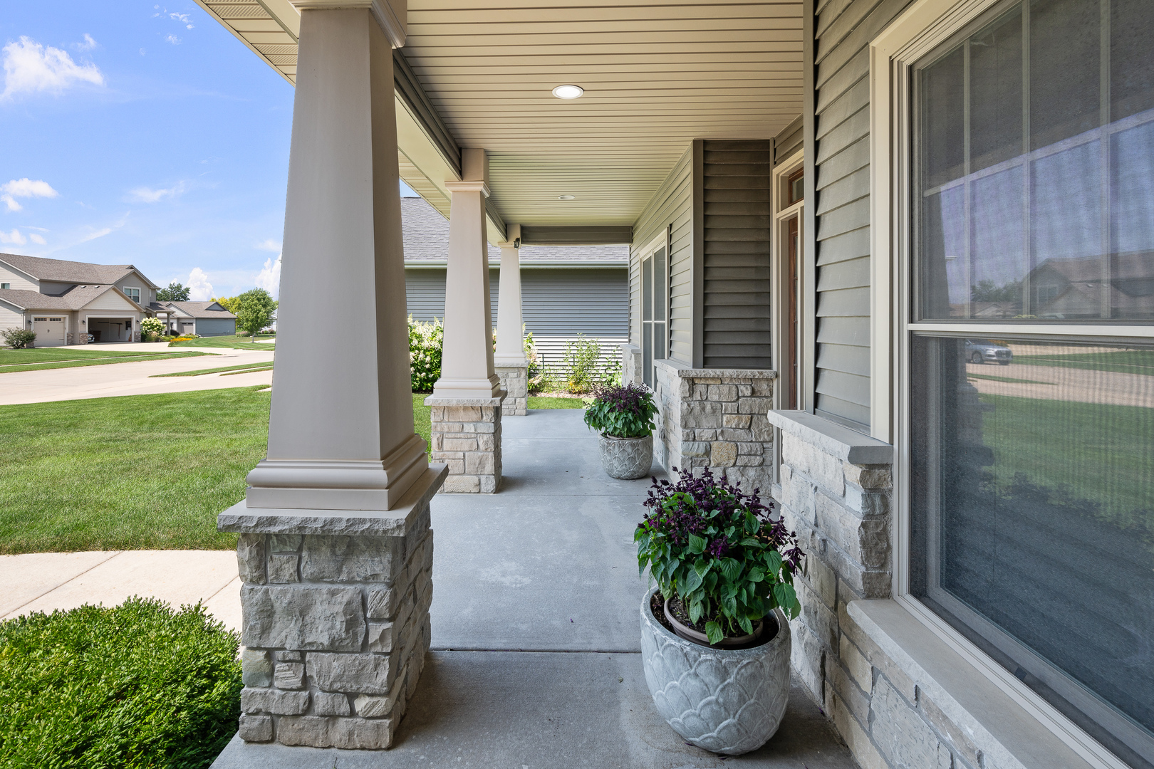 main property photo 68
