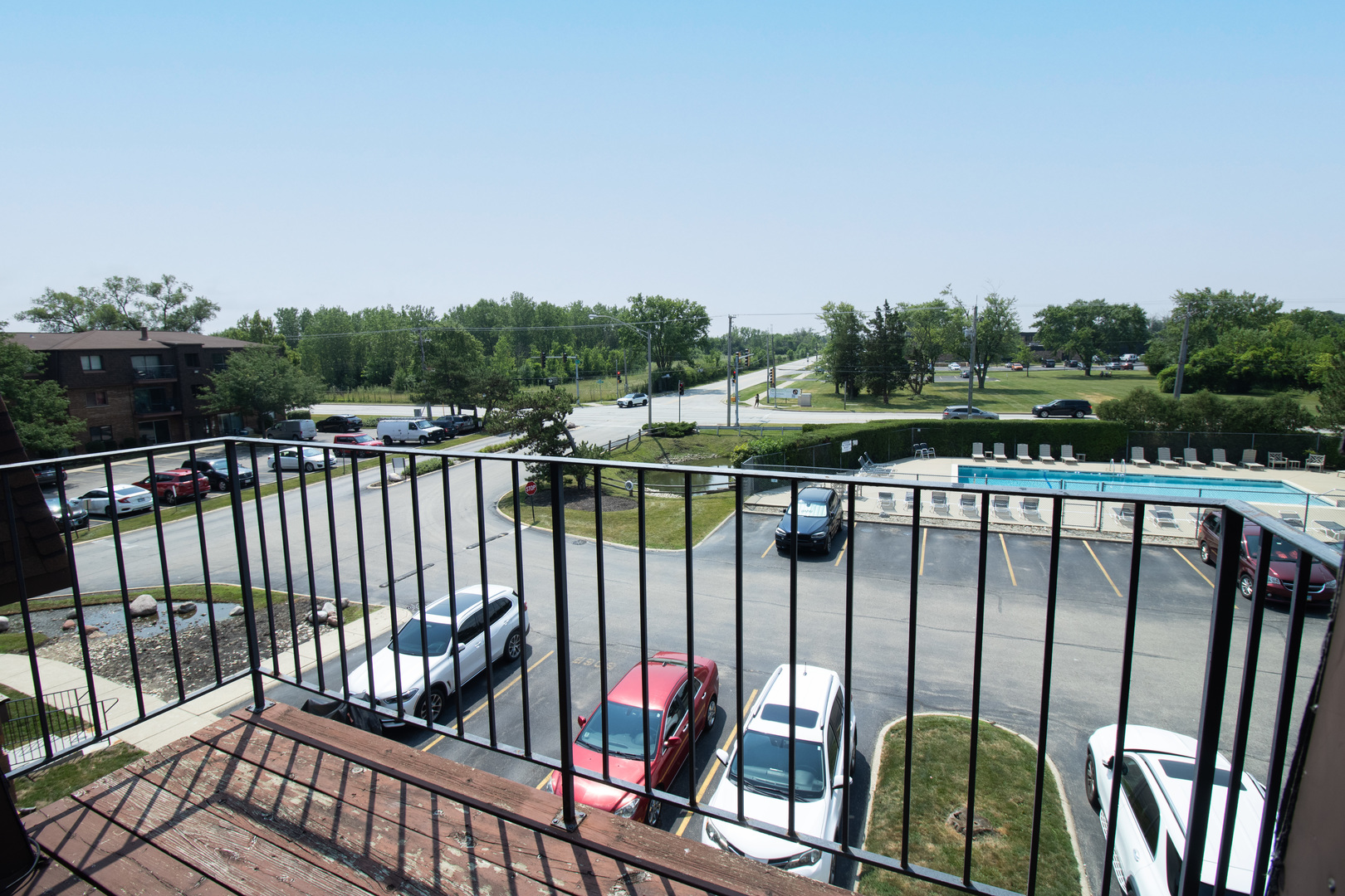 main property photo 10