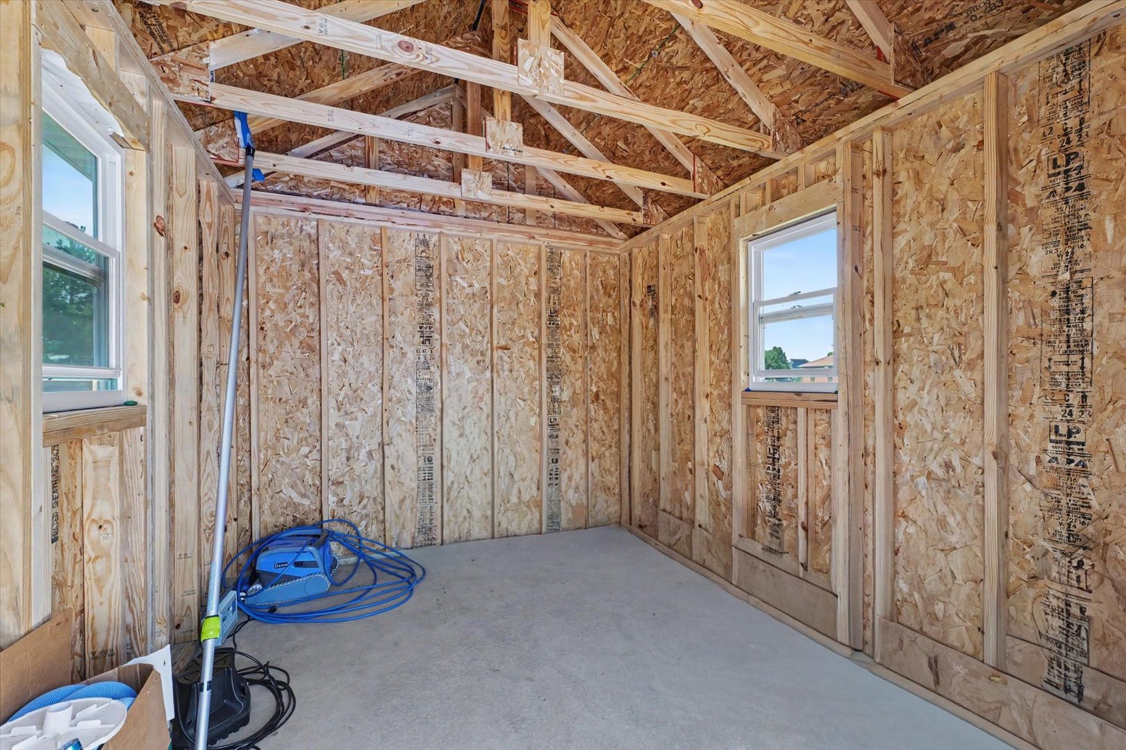 main property photo 43