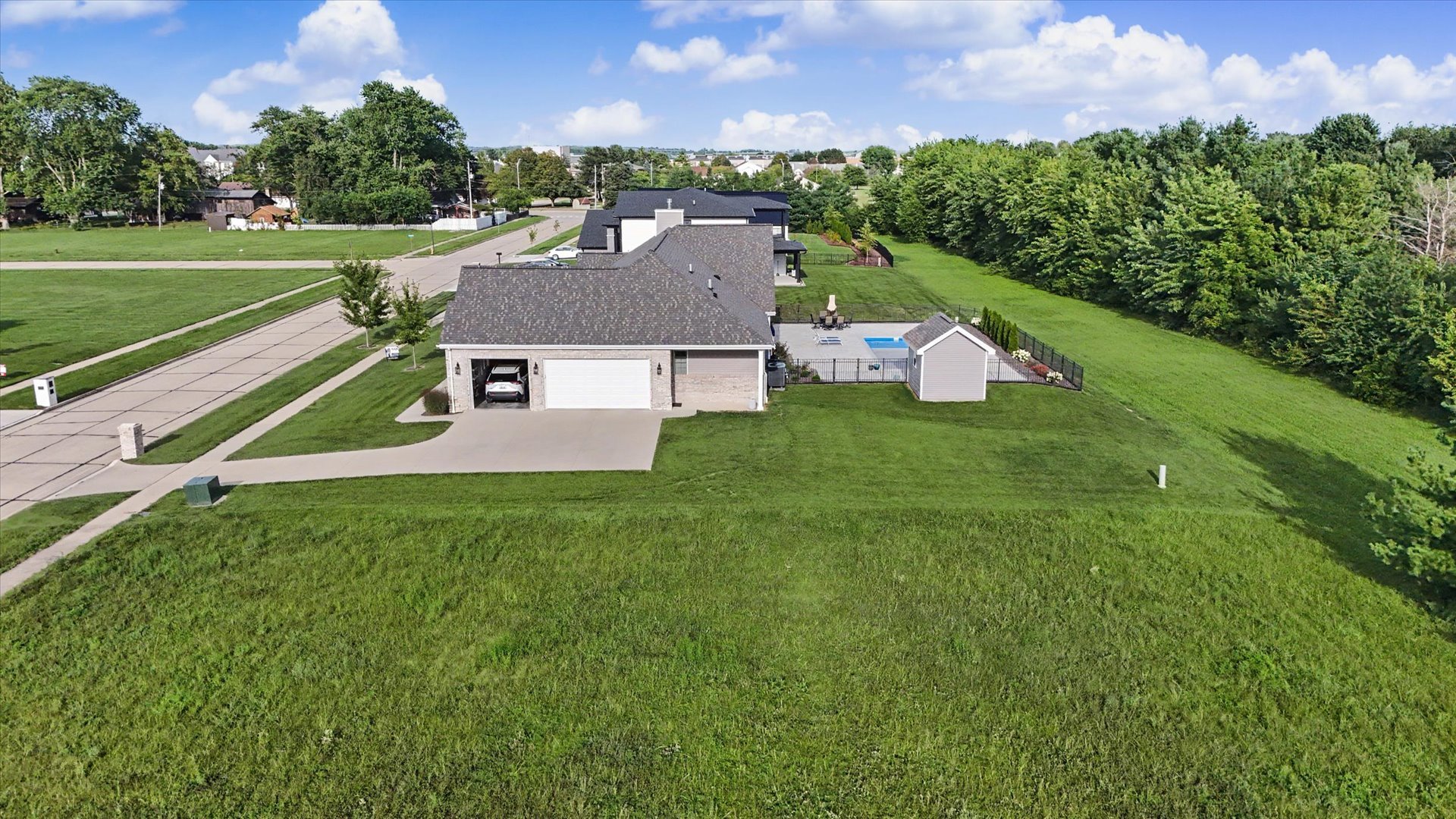 main property photo 54