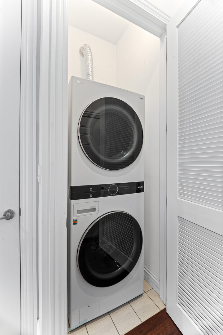 property viewer photo 17