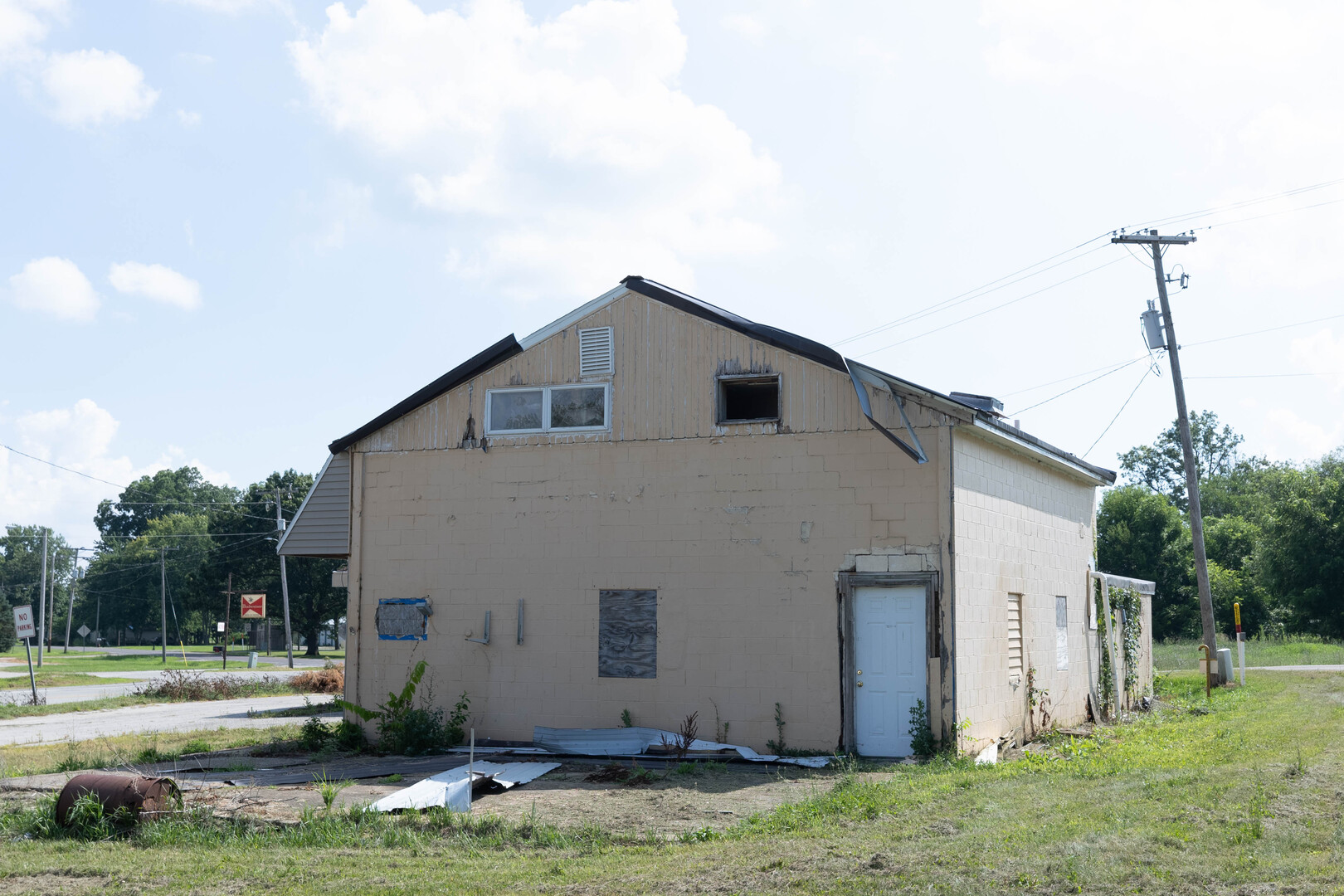main property photo 20