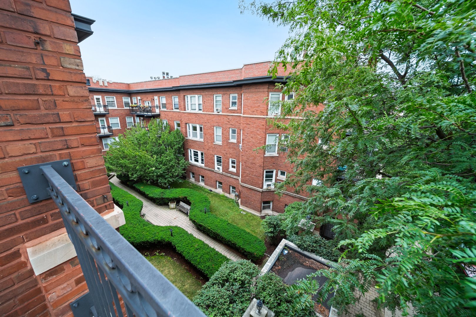 main property photo 18