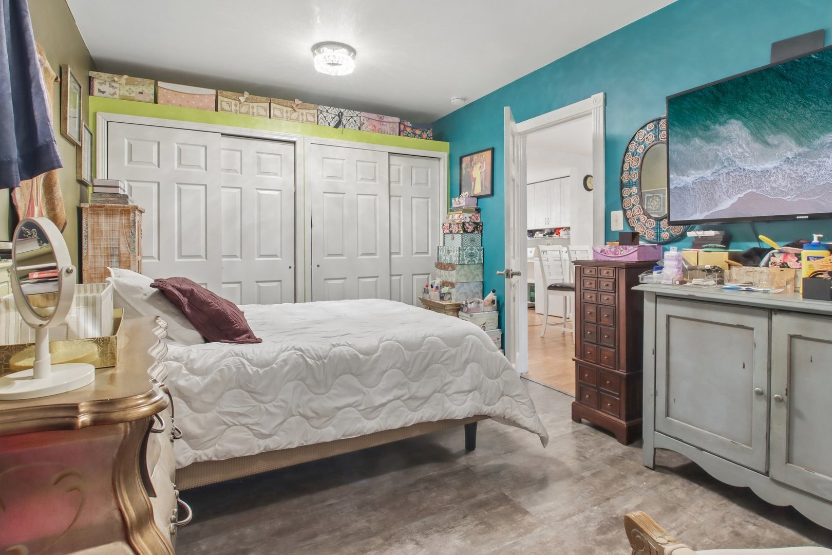 main property photo 19