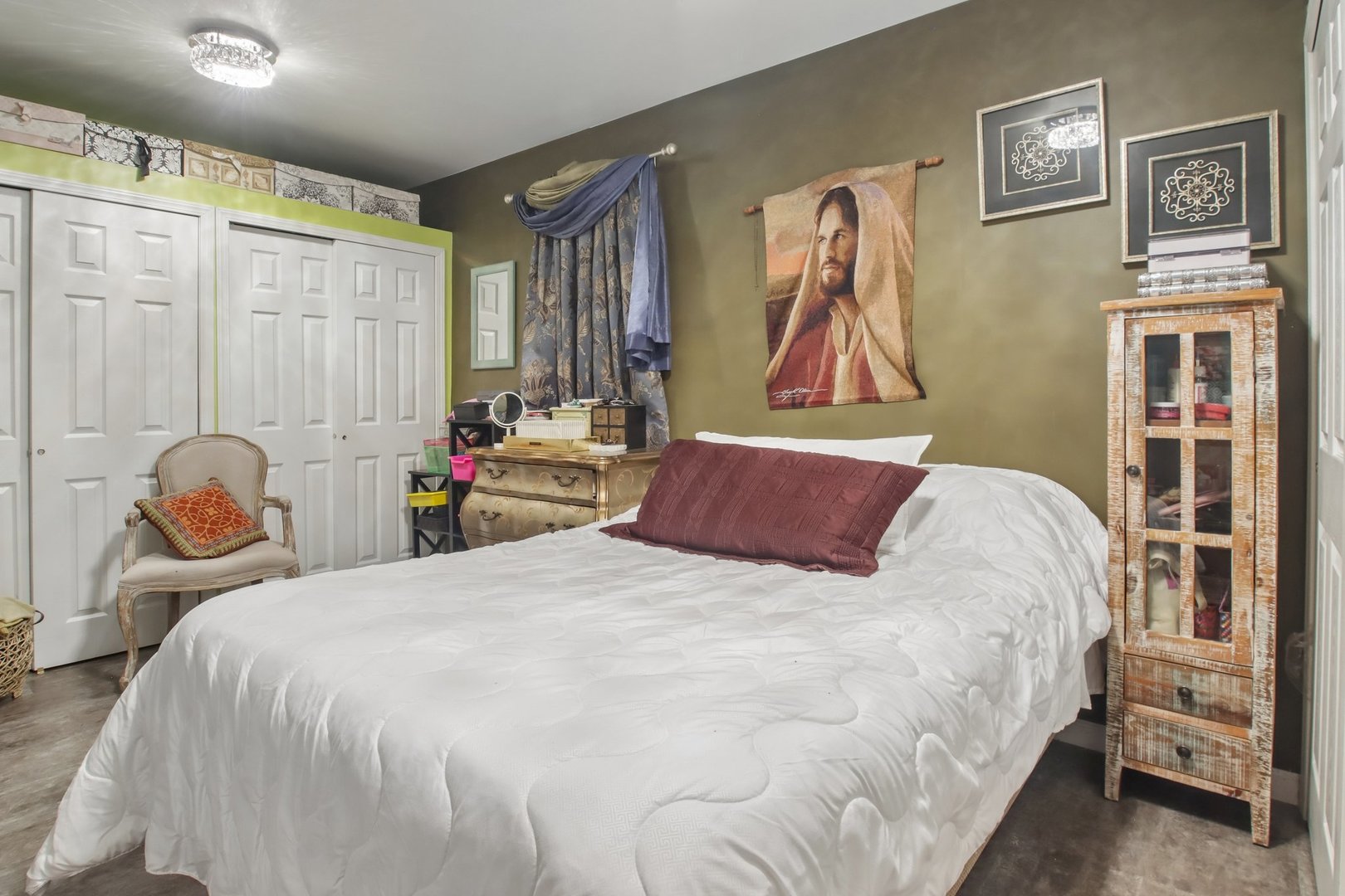 main property photo 20
