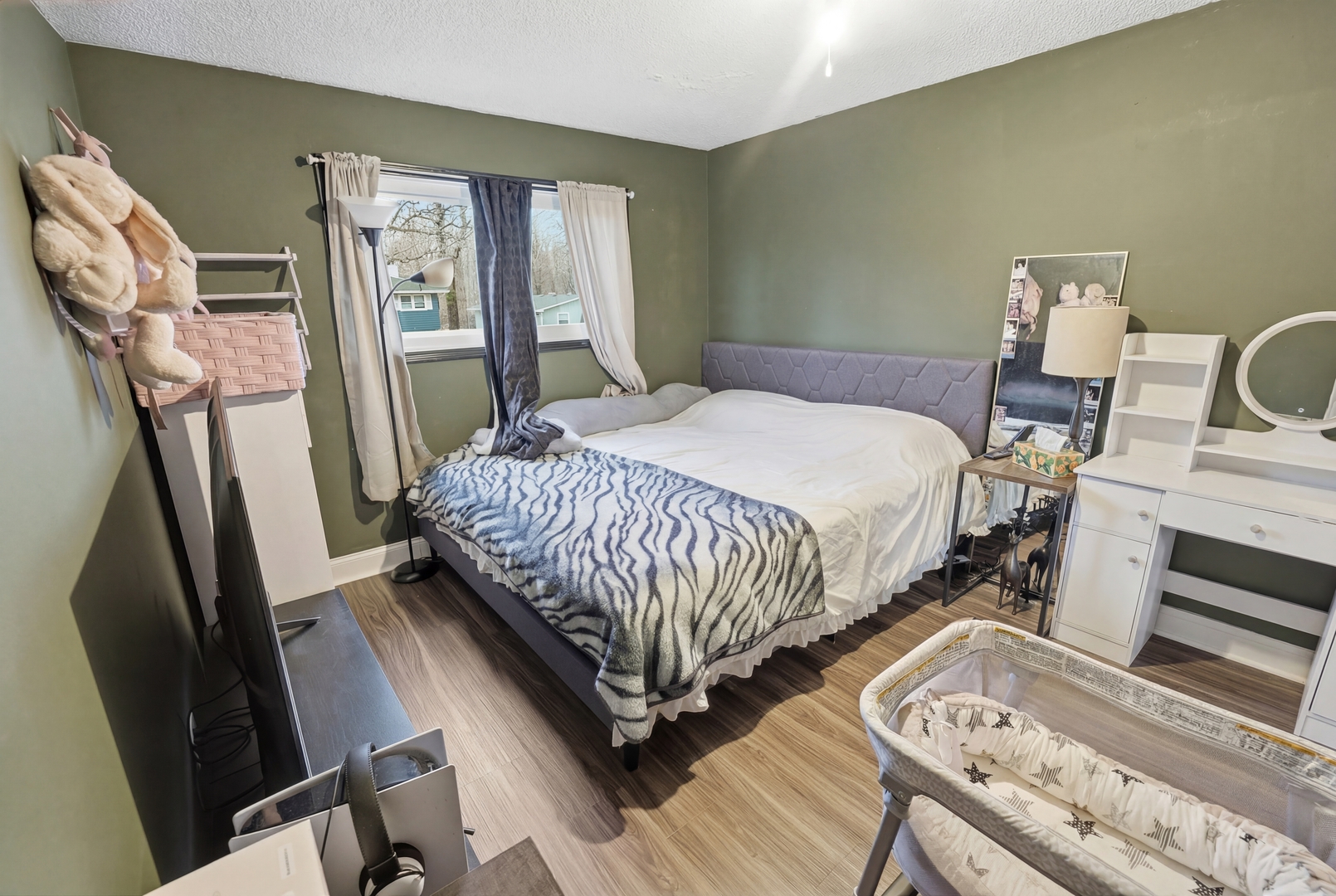 main property photo 20