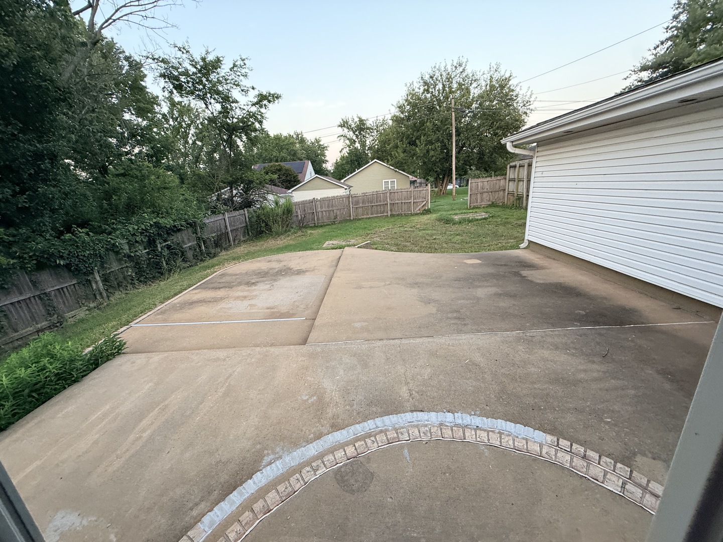 main property photo 25