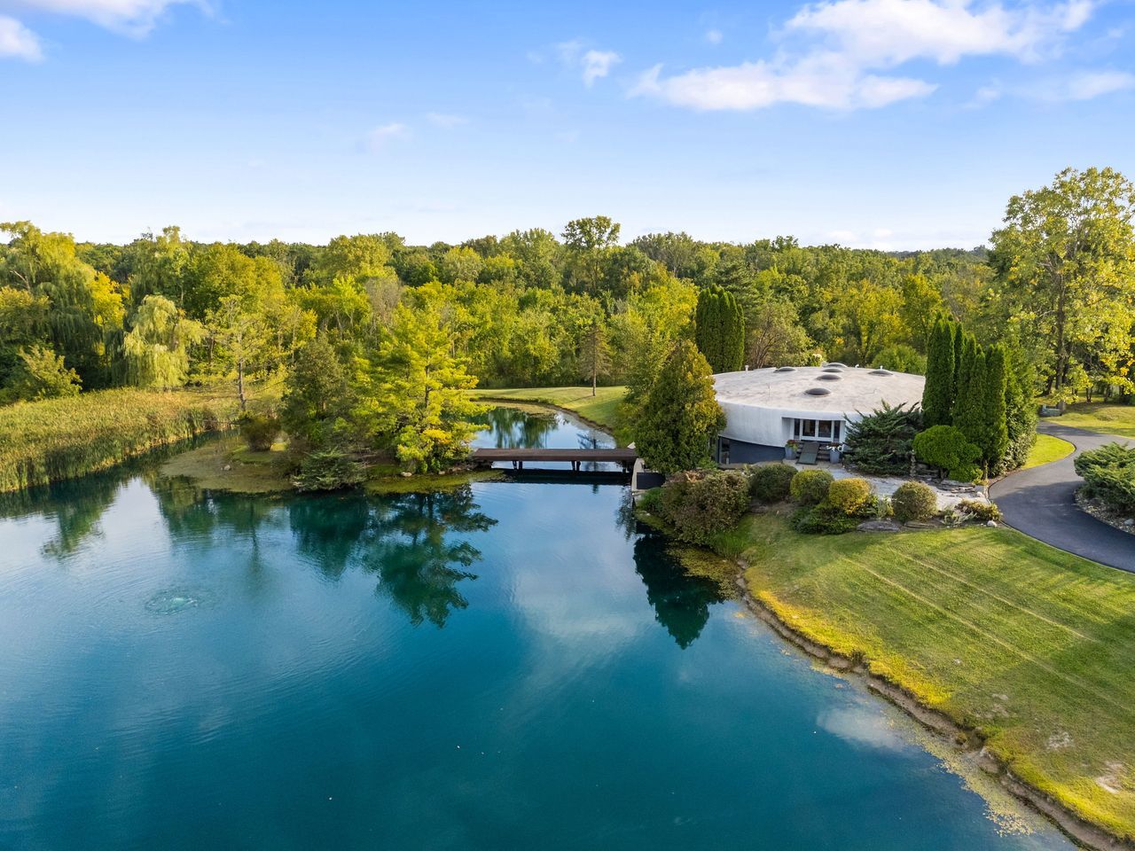 main property photo 50
