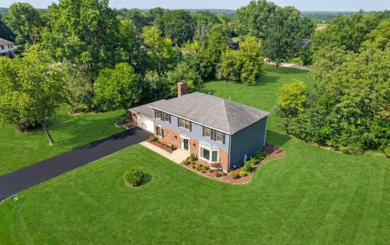 main property photo 32