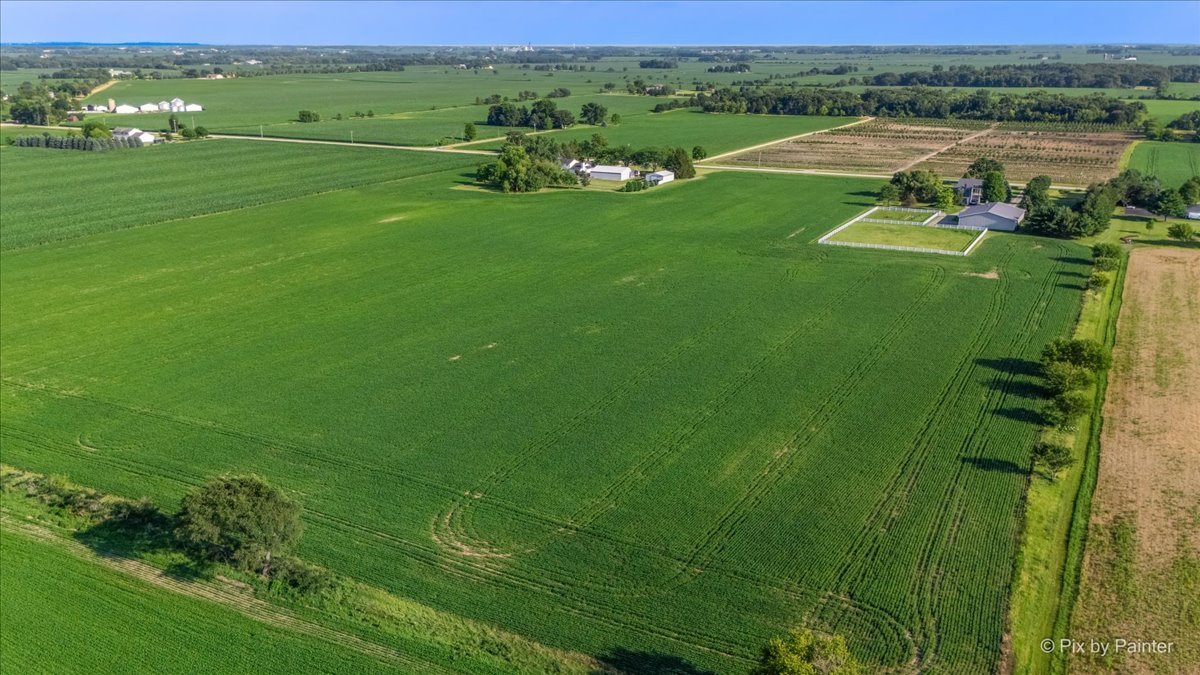 main property photo 18