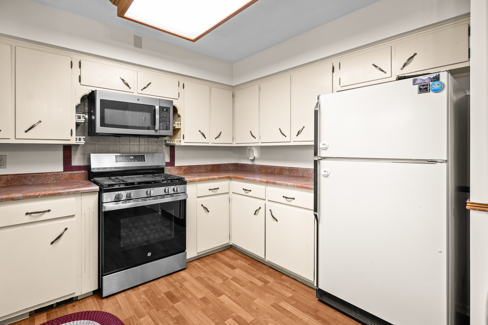 main property photo 7