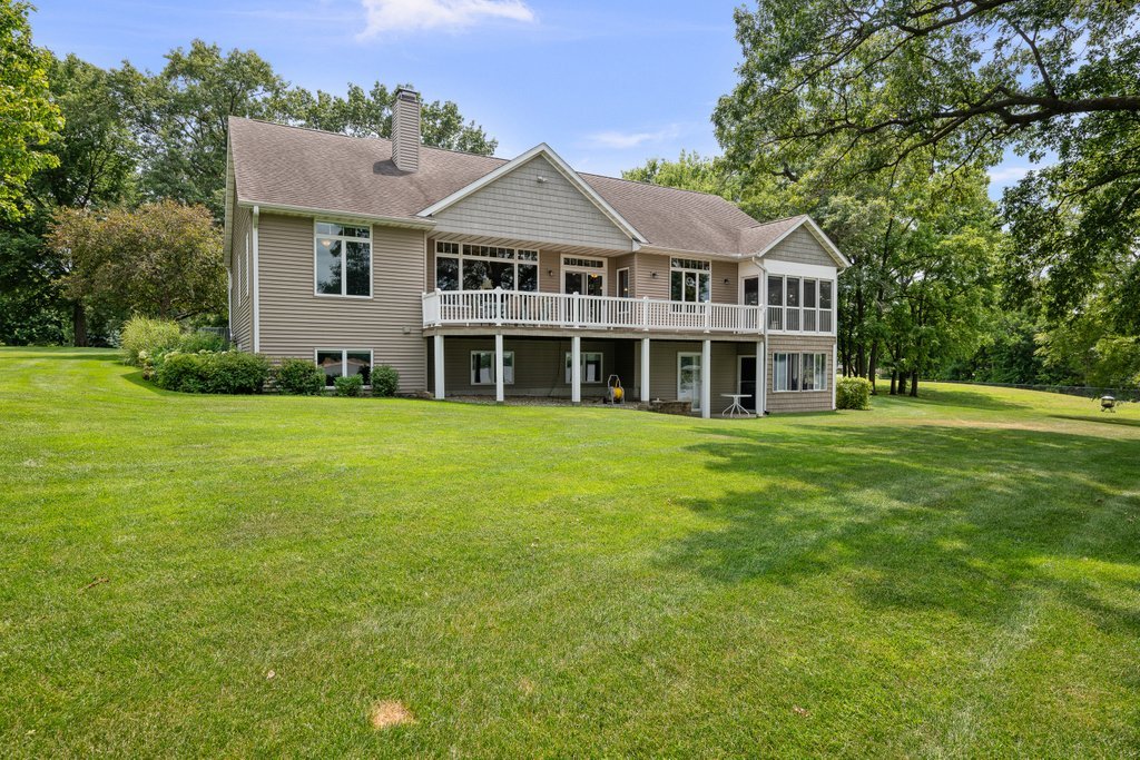 main property photo 15