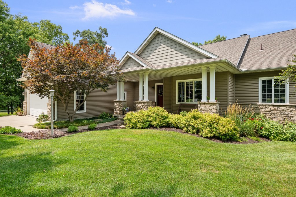 main property photo 19