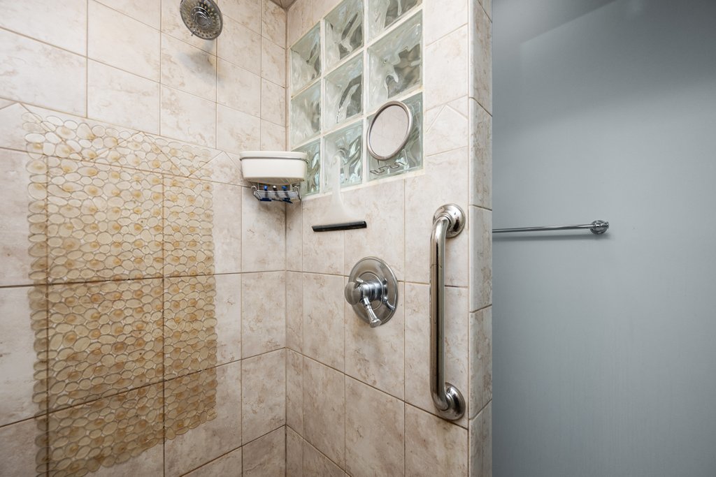 main property photo 57