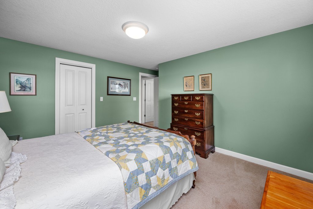 main property photo 59