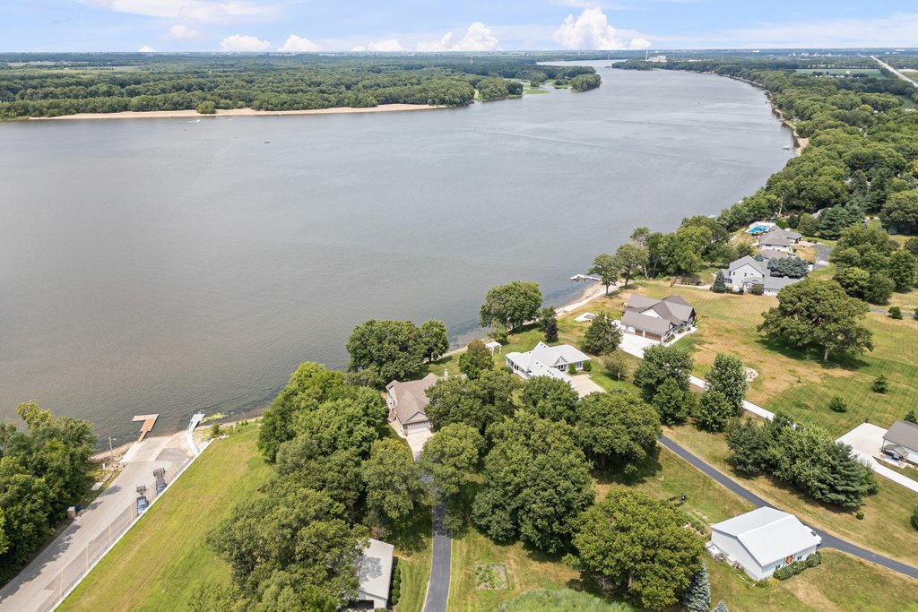 main property photo 8
