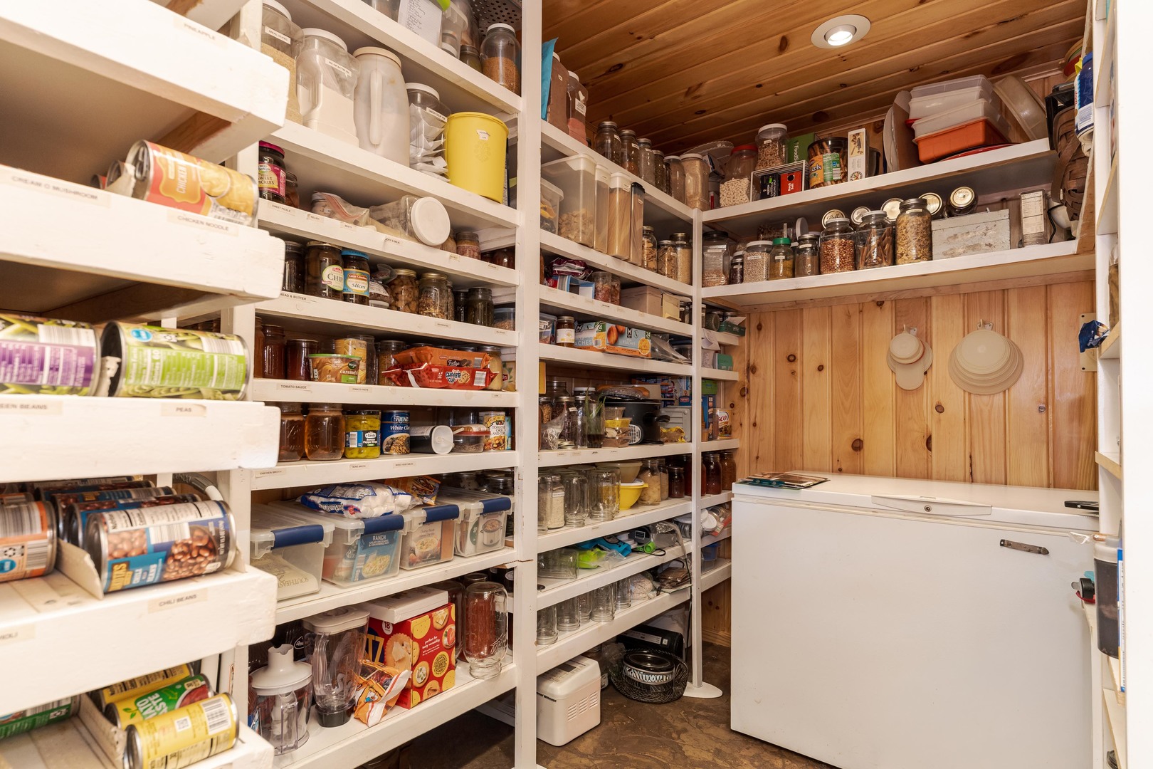 main property photo 24