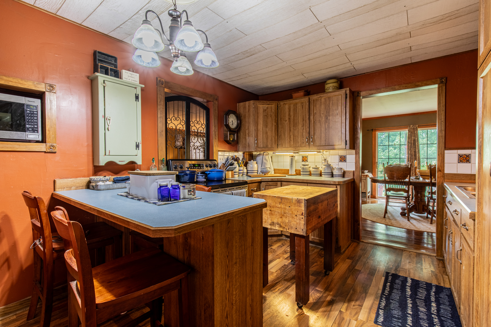 main property photo 12