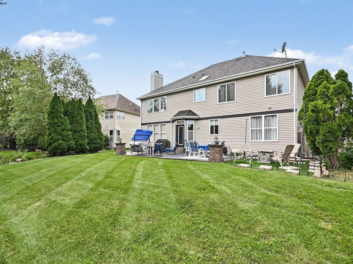 main property photo 30