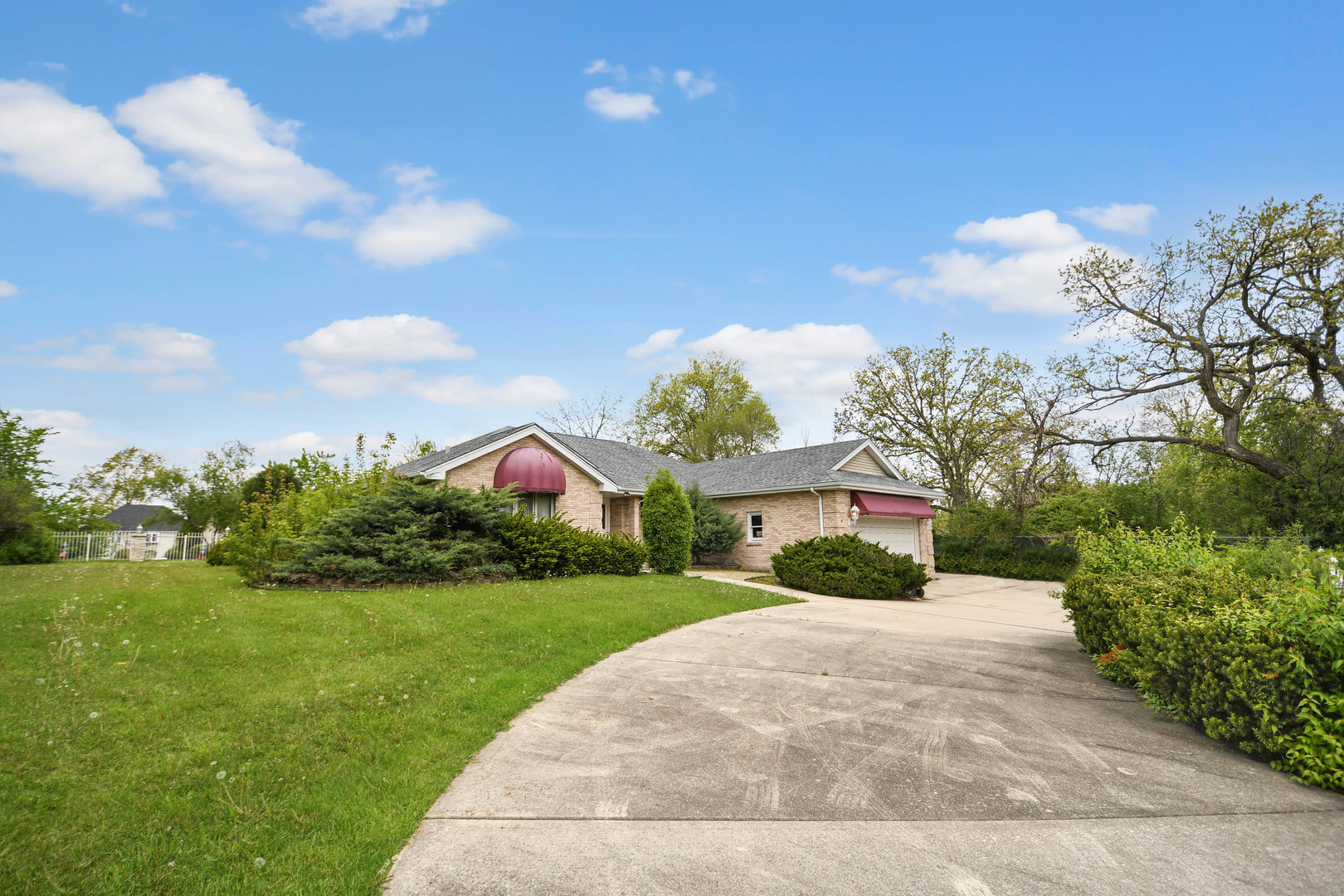 main property photo 33