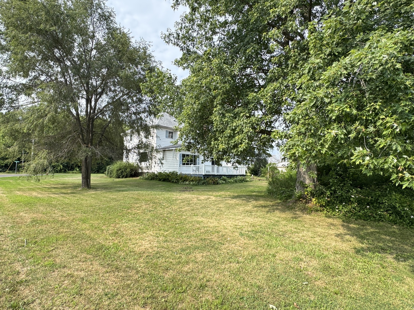 main property photo 40
