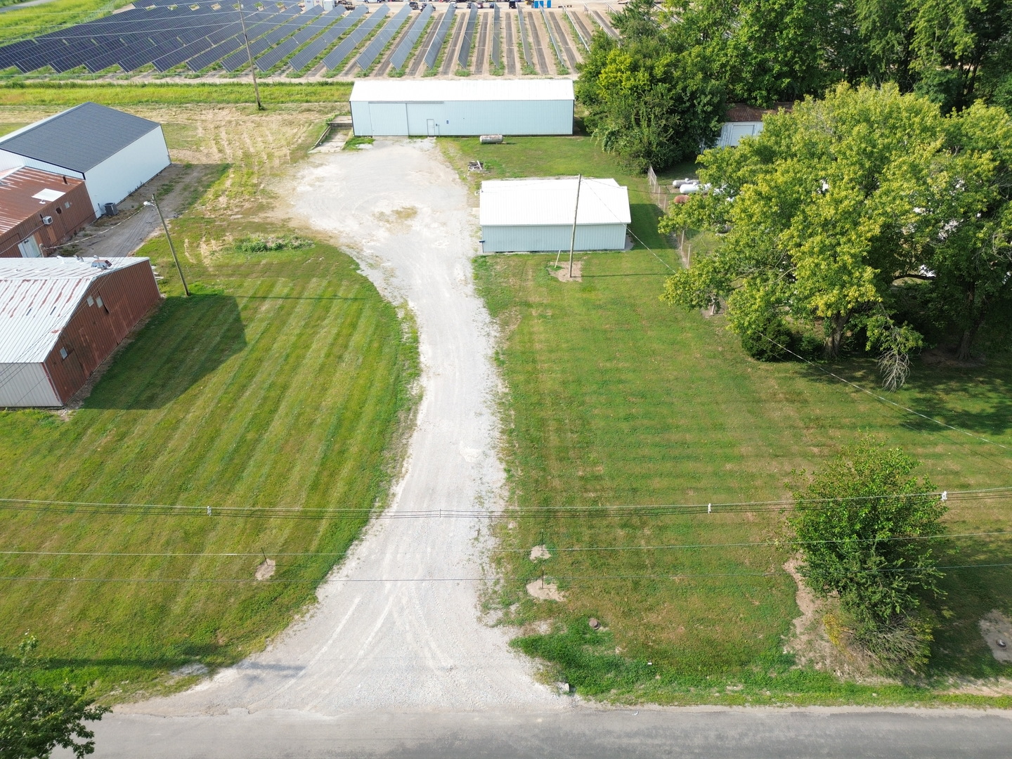 main property photo 33