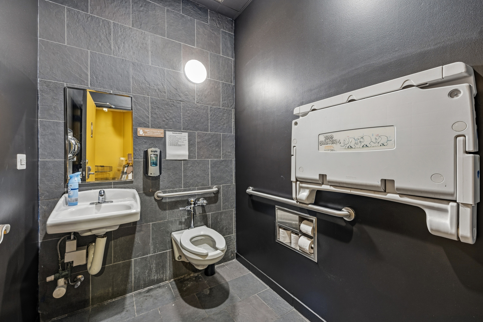 main property photo 22
