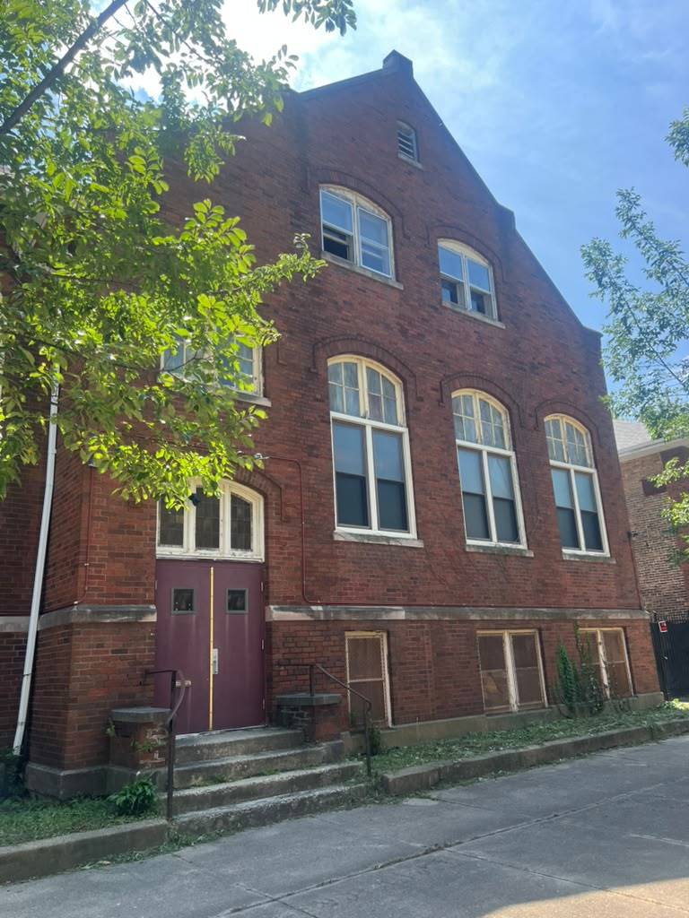 main property photo 8