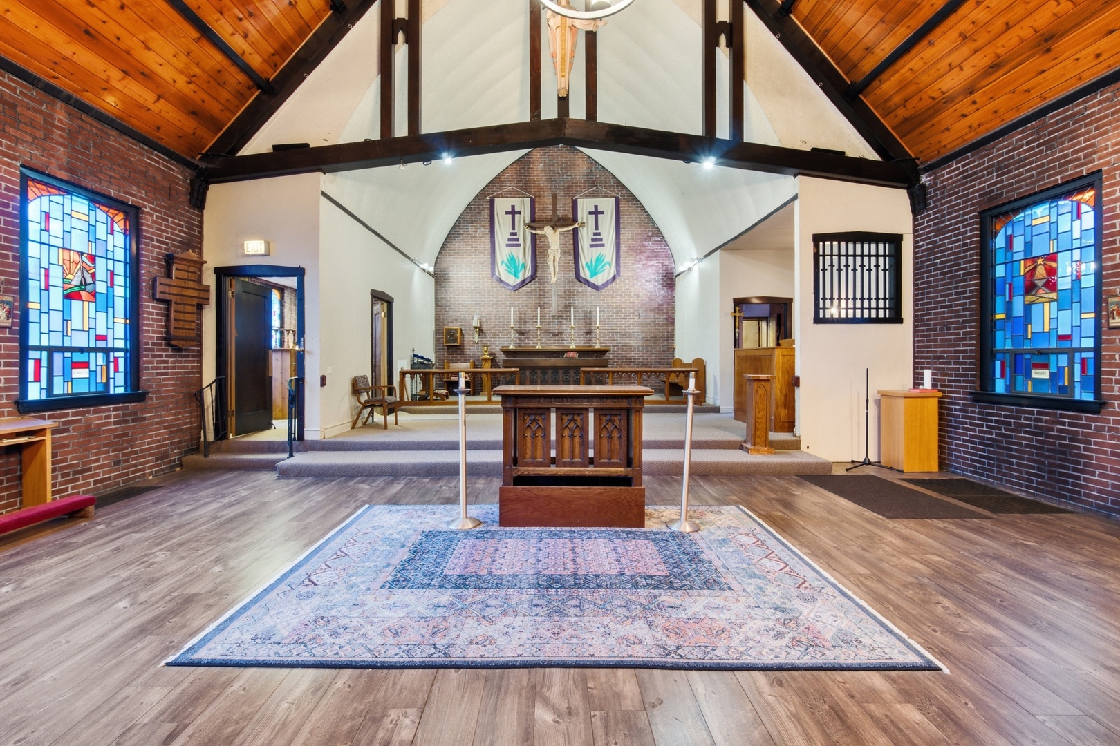 main property photo 11