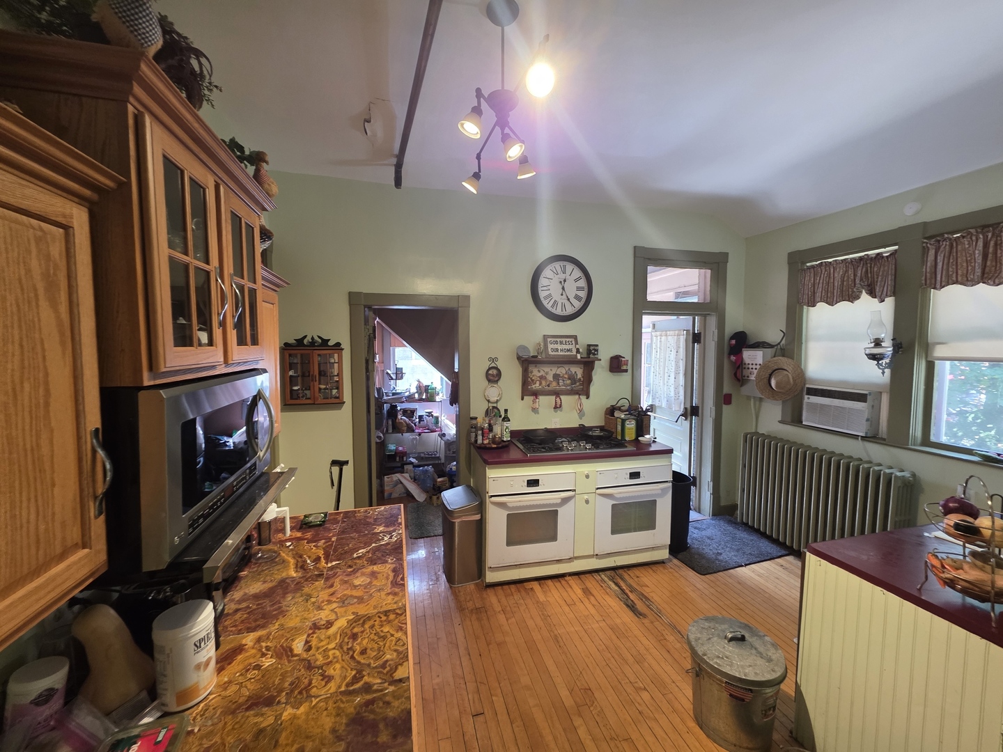 main property photo 7