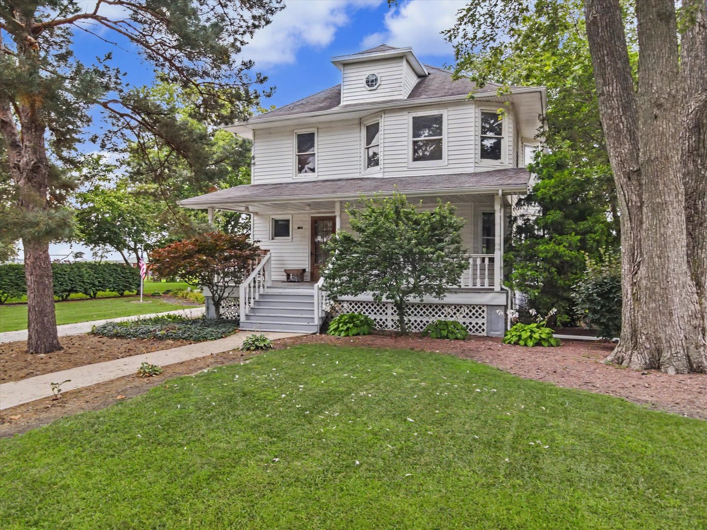 main property photo 4