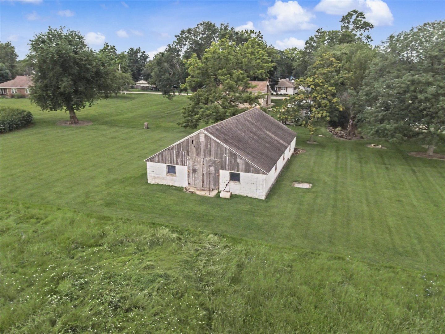 main property photo 47