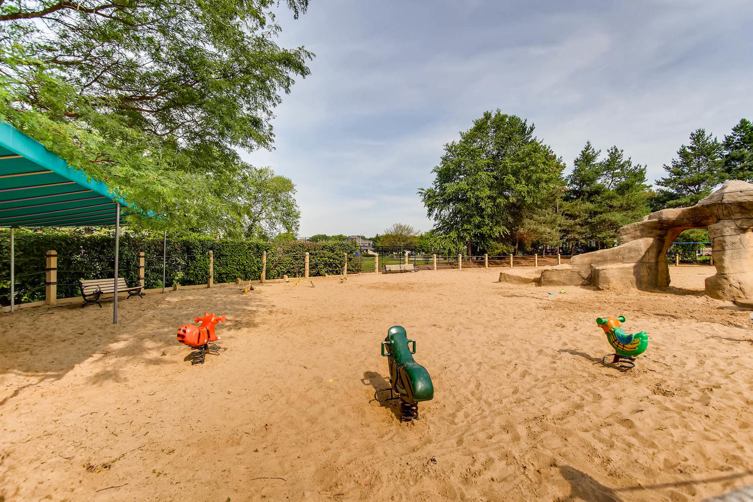 main property photo 35
