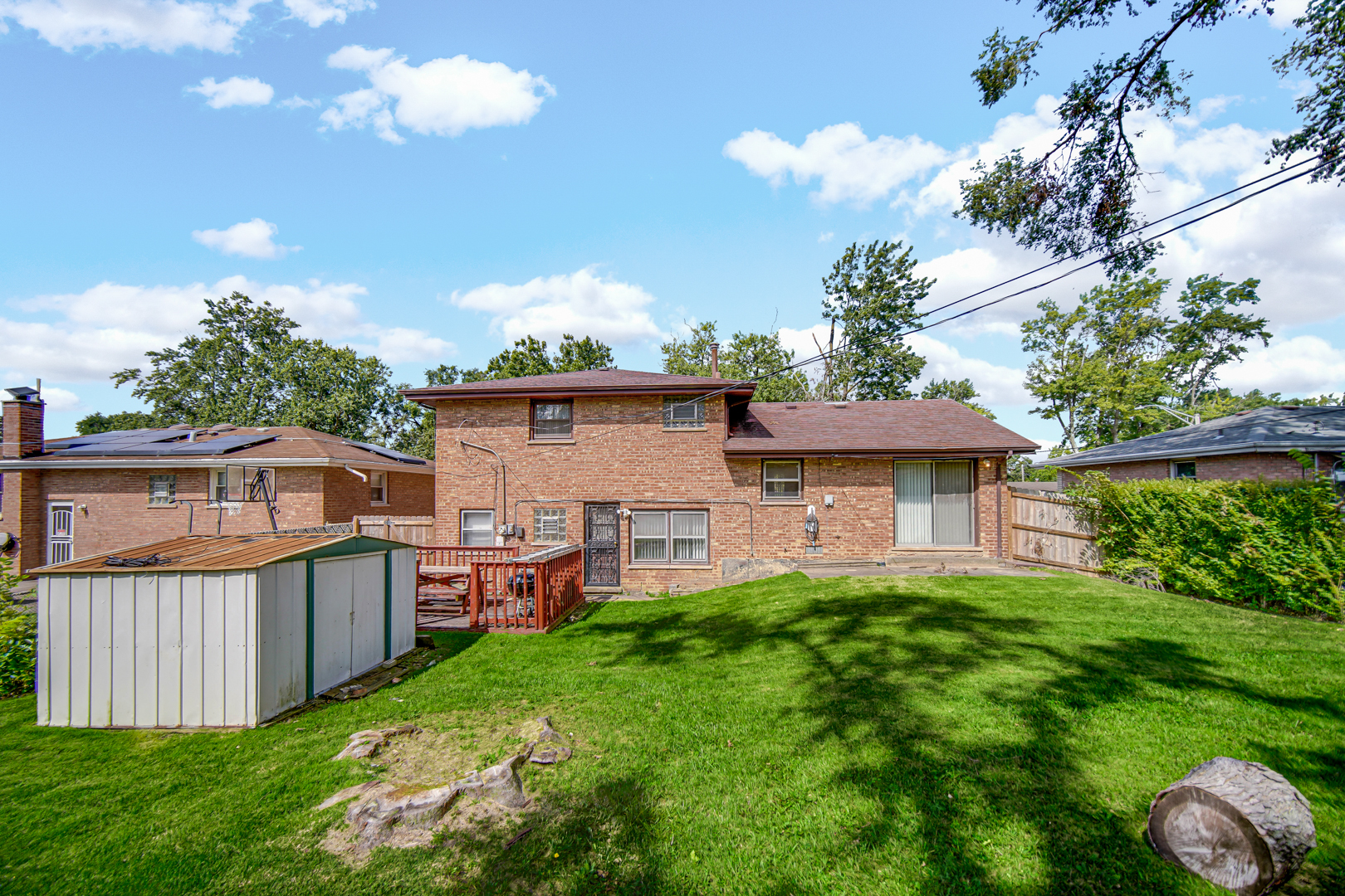 main property photo 9