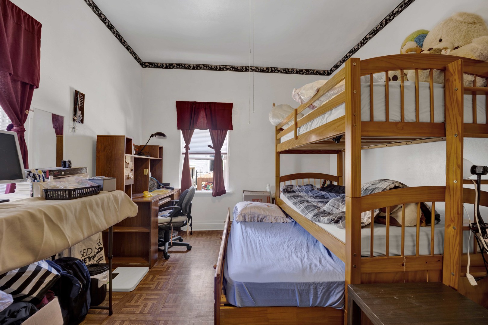 main property photo 18