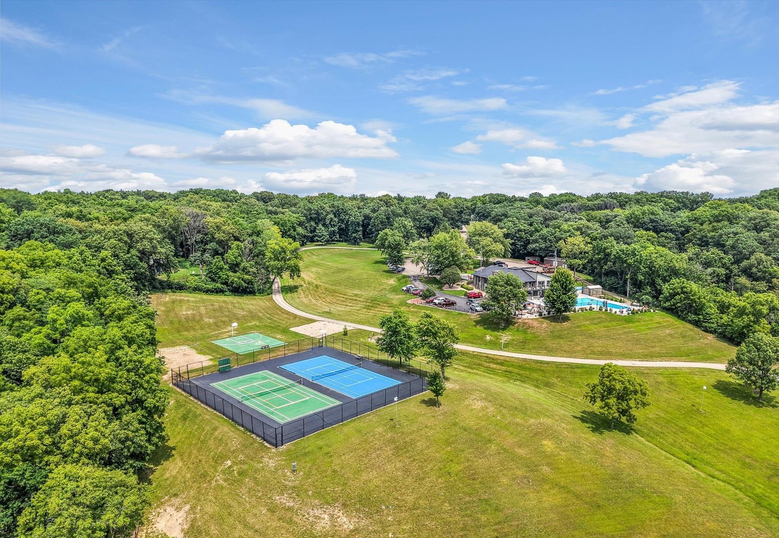 main property photo 30