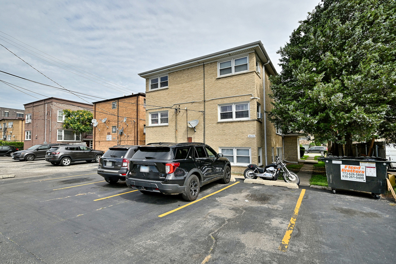 main property photo 15