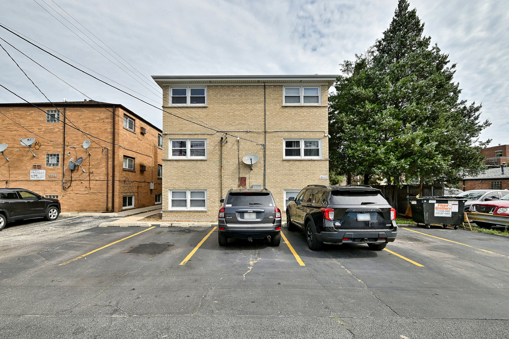 main property photo 16