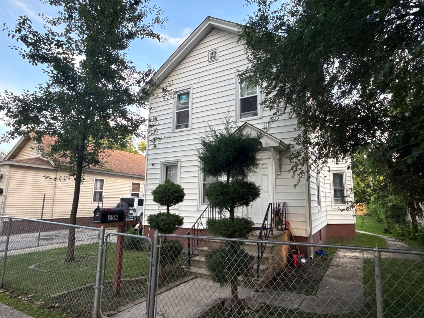 main property photo 5