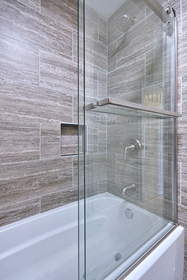 property viewer photo 13